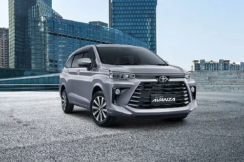 toyota avanza 2023 warna abu-abu