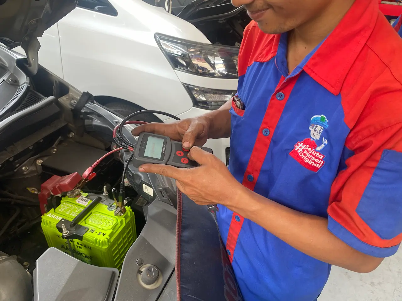 cara kerja aki mobil​