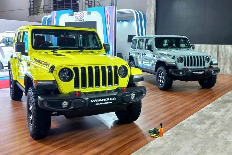 kapasitas oli mesin jeep rubicon