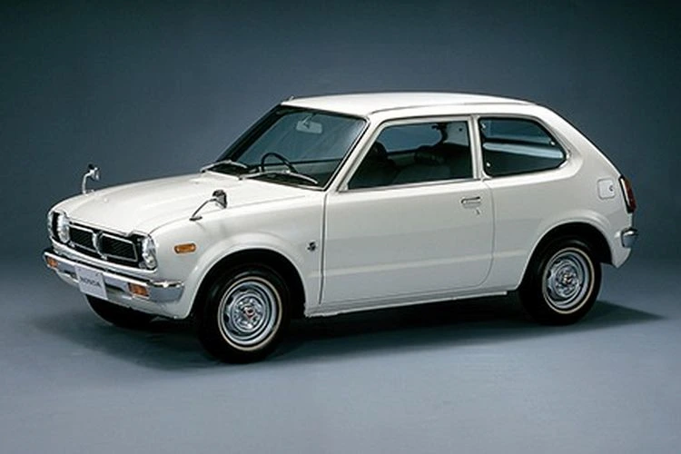 kapasitas oli mesin mazda 323