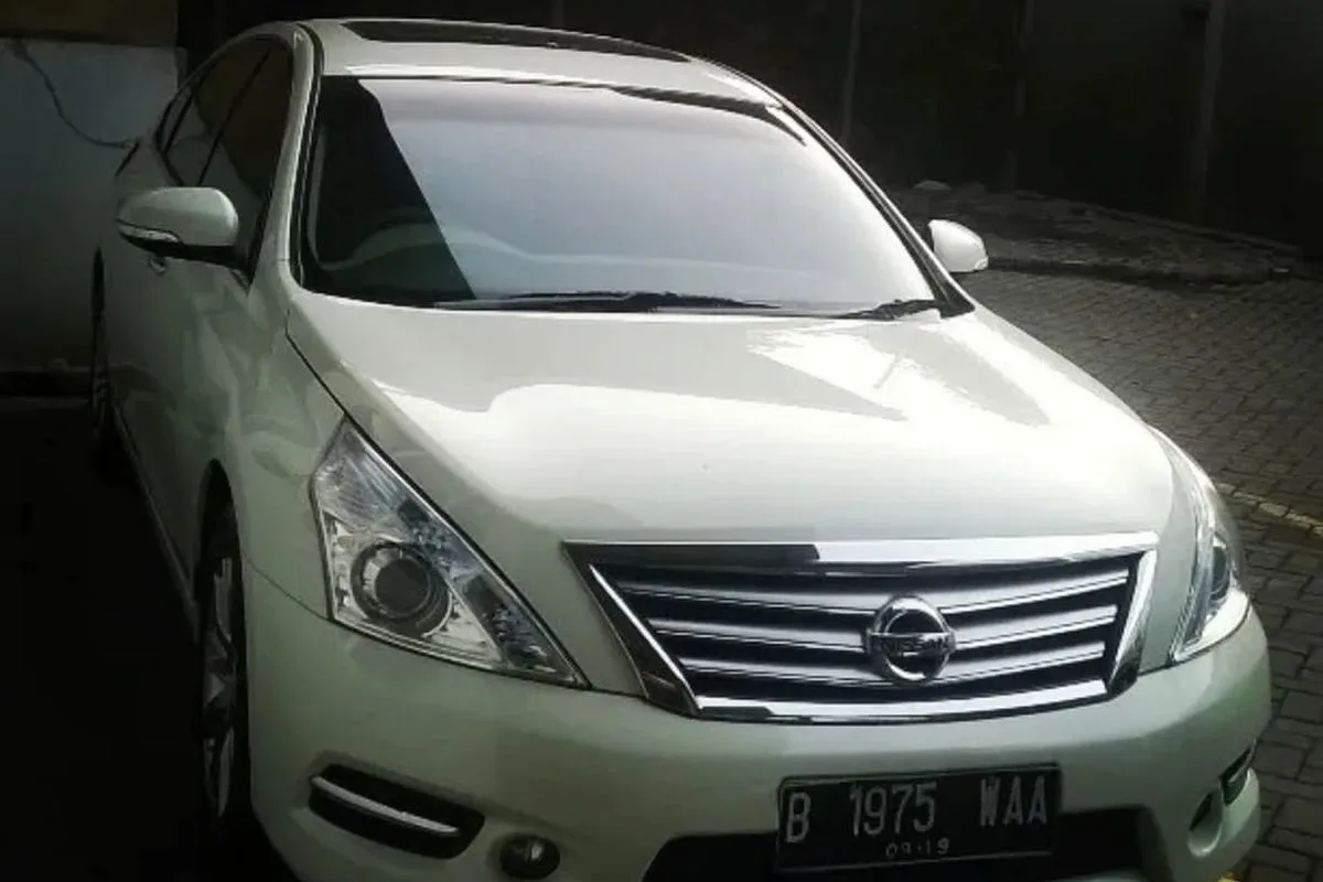 kapasitas oli mesin nissan teana​