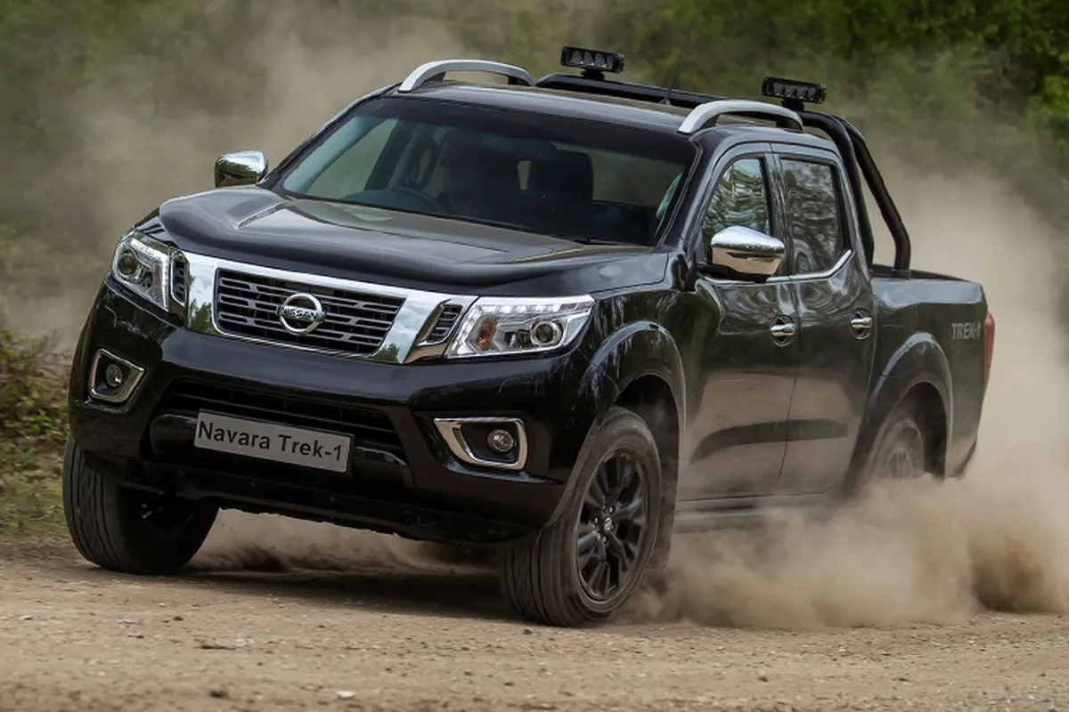 oli nissan navara​