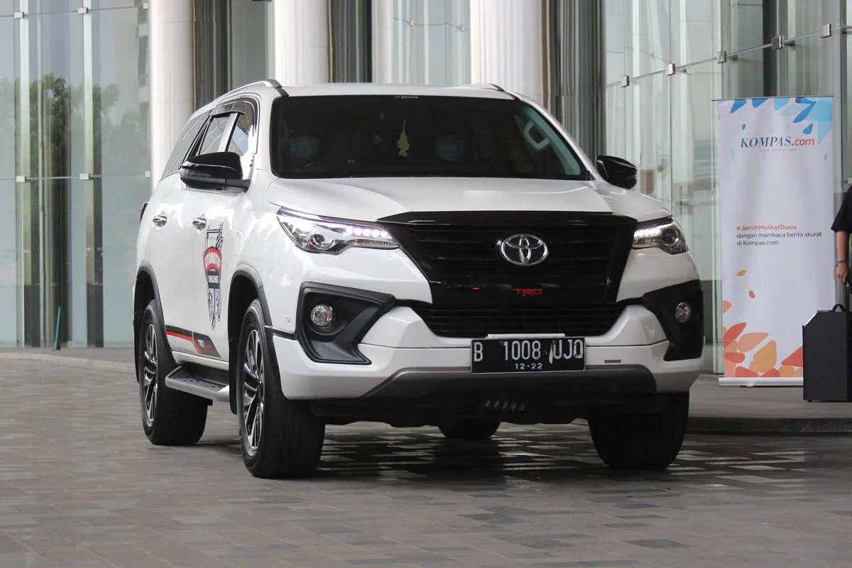 kapasitas oli mesin fortuner diesel​