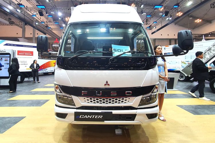 kapasitas oli mesin fuso 220 ps