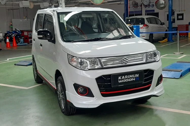kapasitas oli mesin karimun wagon r​